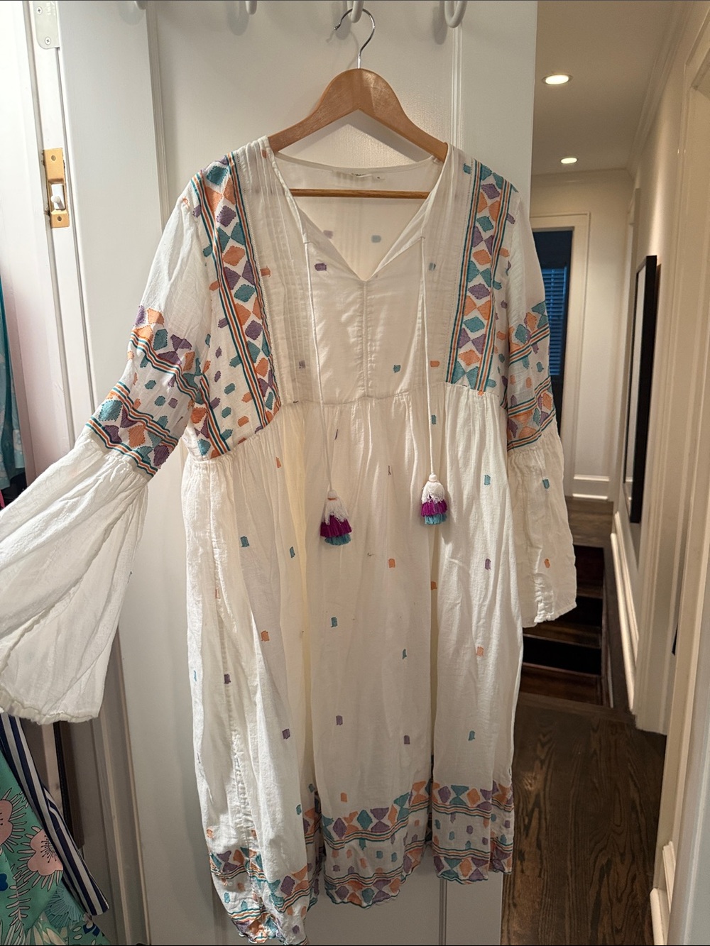 NWOT Roller Rabbit White Embroidered Boho Tassel Dress with Size XL. 100% cotton